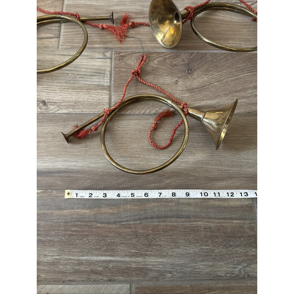 Lot Of 3 Vintage 13 Inch Decorative Brass Horns with Rope for Hanging - Picture 6 of 7